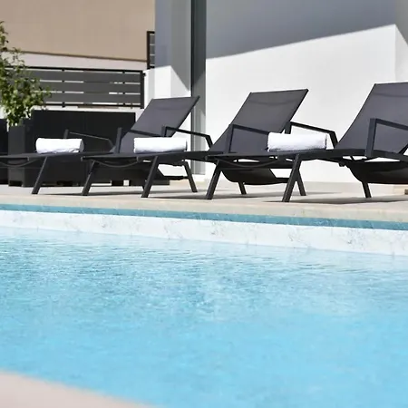 Holiday home In With Jacuzzi